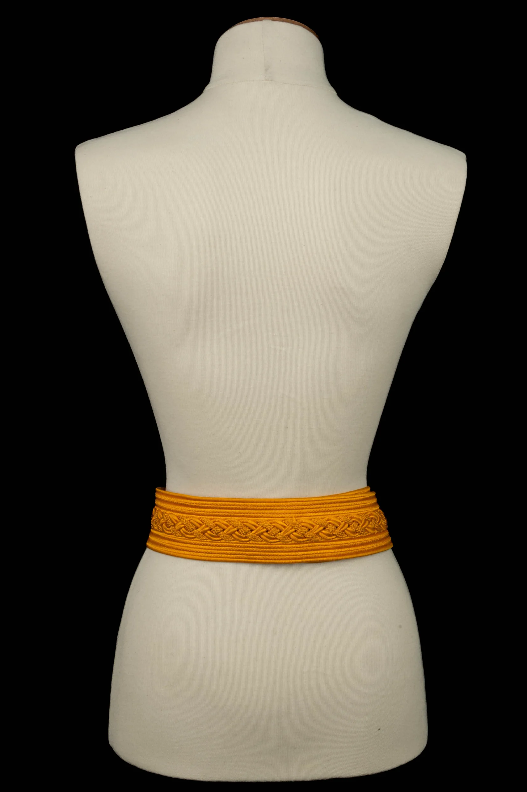 Ceinture en passementerie Yves Saint Laurent (Attribuée à) – Image 5