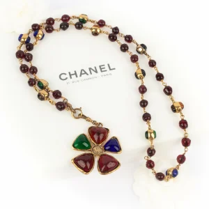 Collier pendentif Chanel