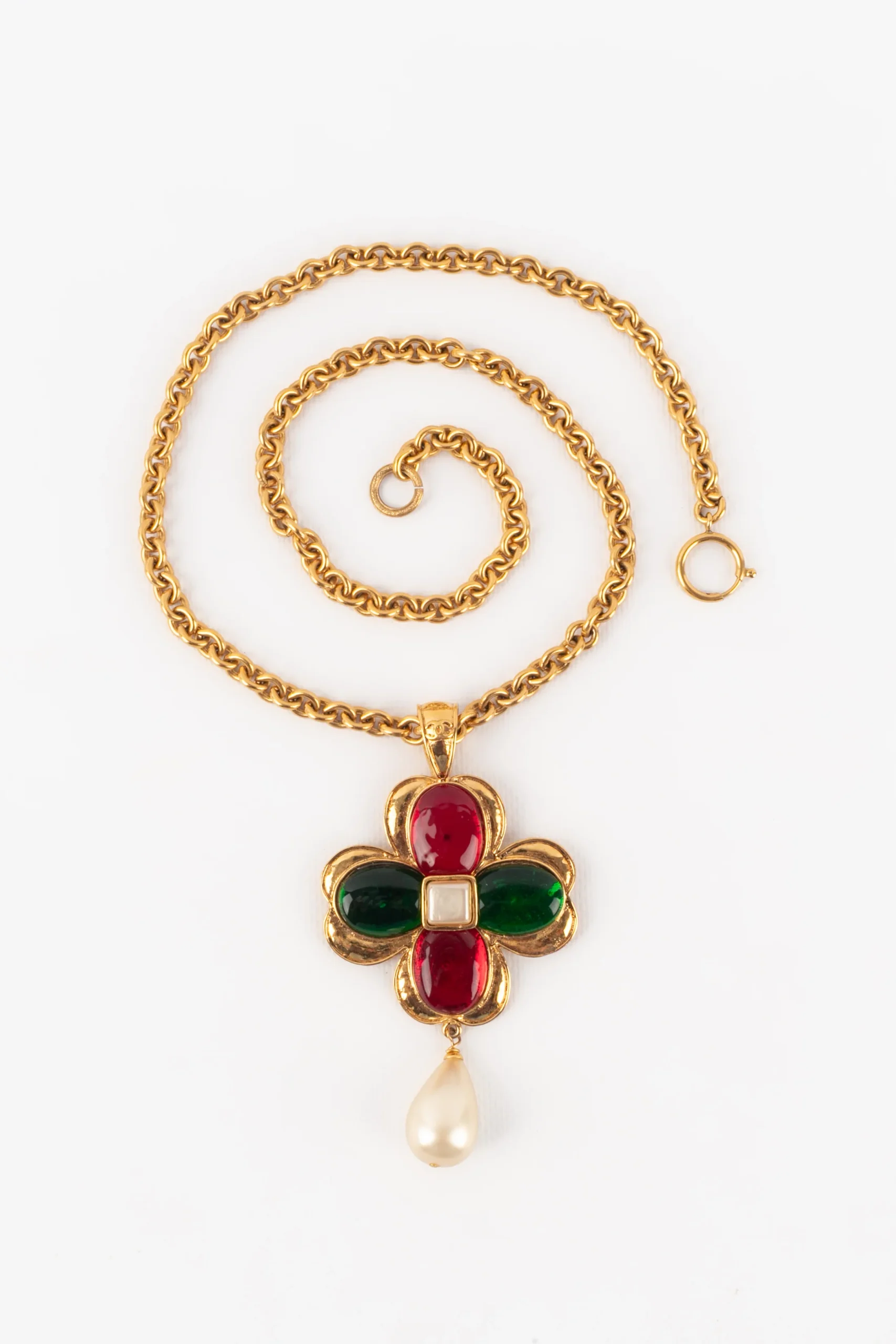 Collier croix Chanel Printemps 1993 – Image 6