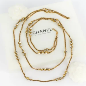 Collier Chanel ancien