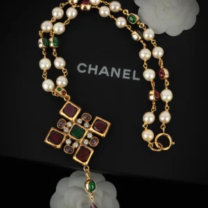 Collier pendentif Chanel