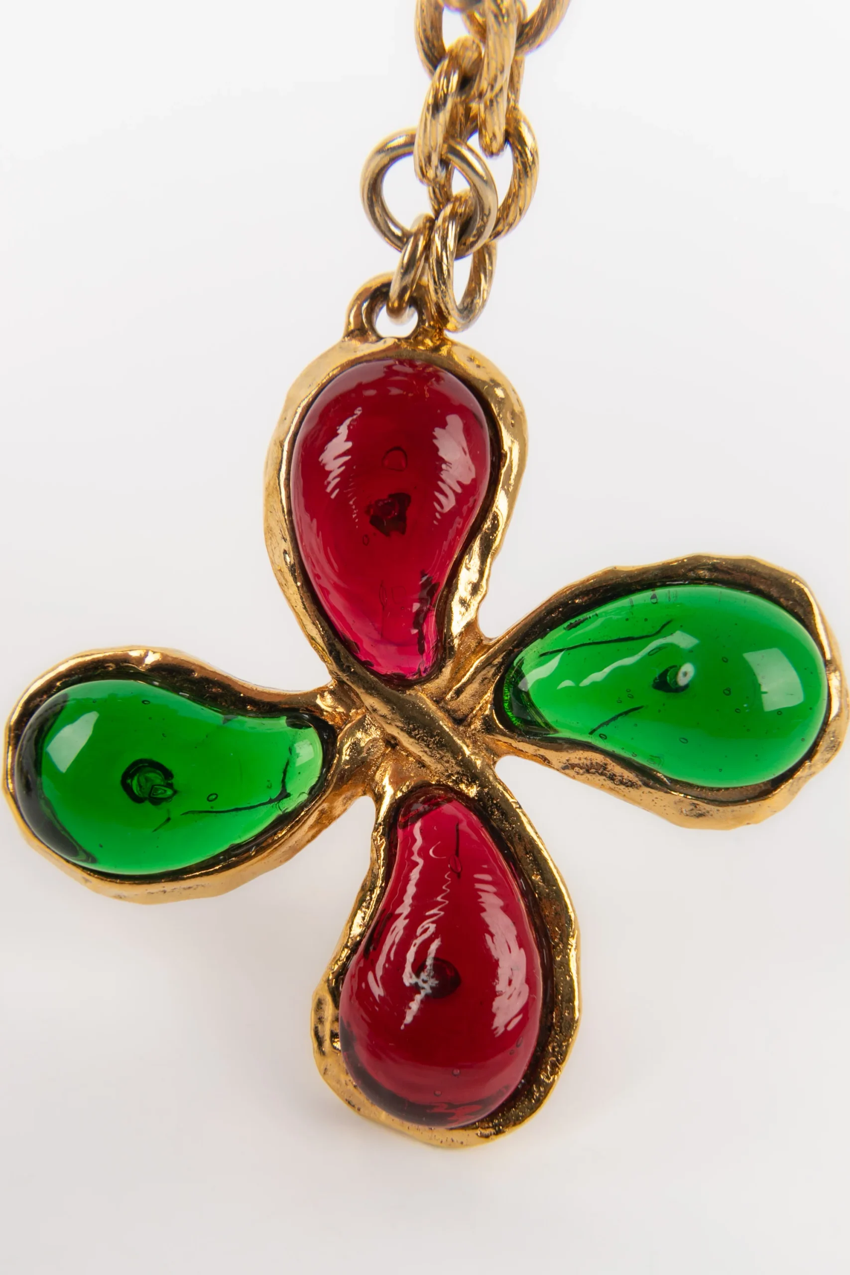 Collier en pâte de verre Chanel – Image 8