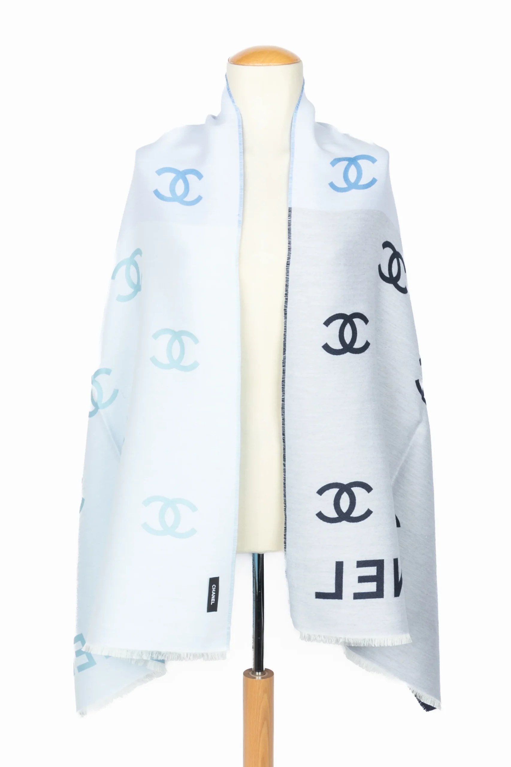 Écharpe tricolore Chanel – Image 7