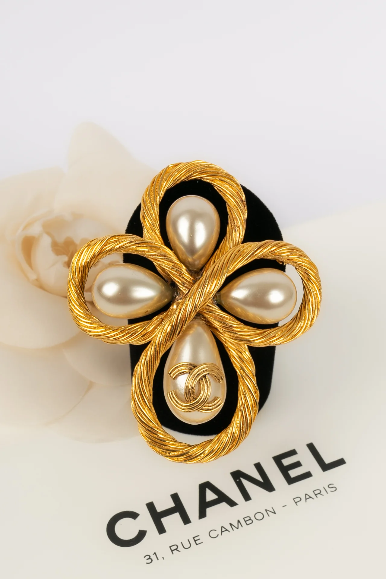 Broche Chanel Automne 1994 – Image 2