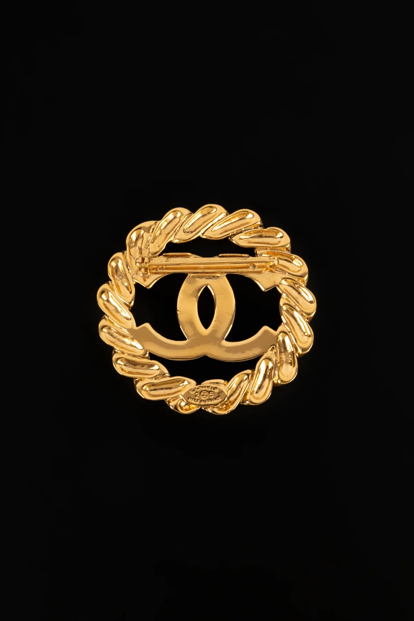 Broche en métal doré – Image 6