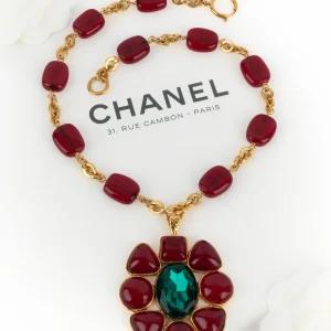 Collier pendentif Chanel 1990's