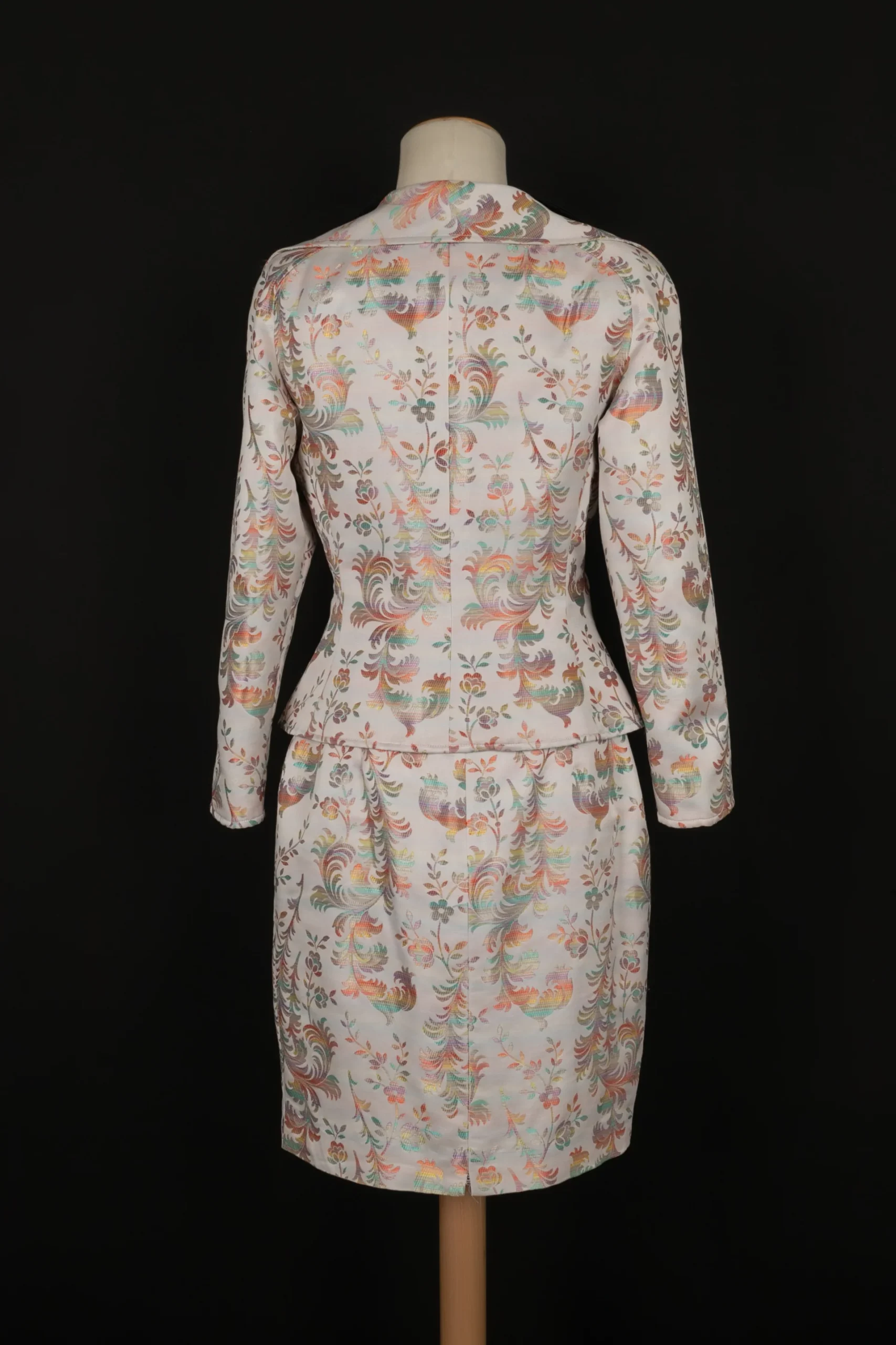 Ensemble de tailleur Christian Lacroix – Image 4