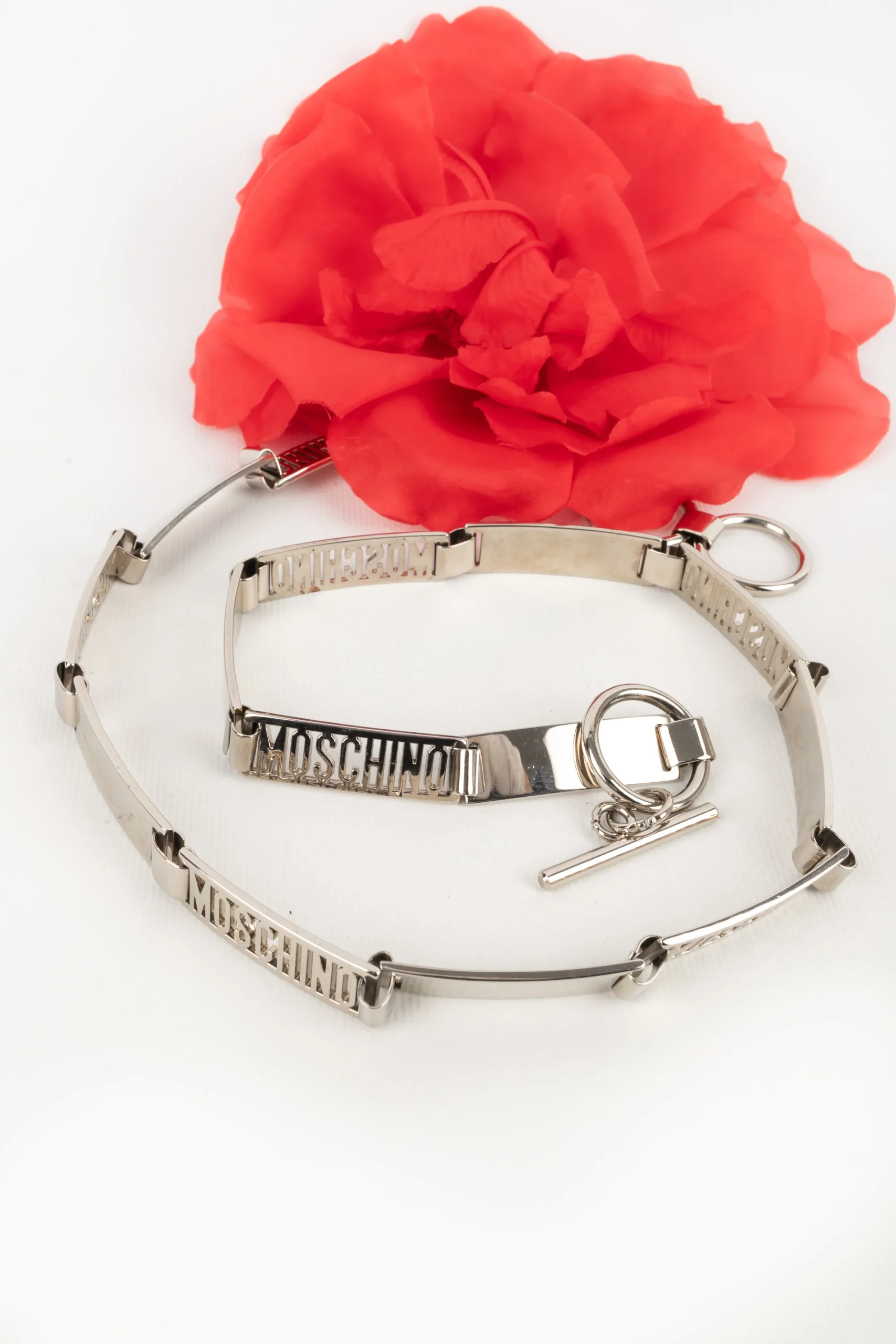 Ceinture argentée Moschino