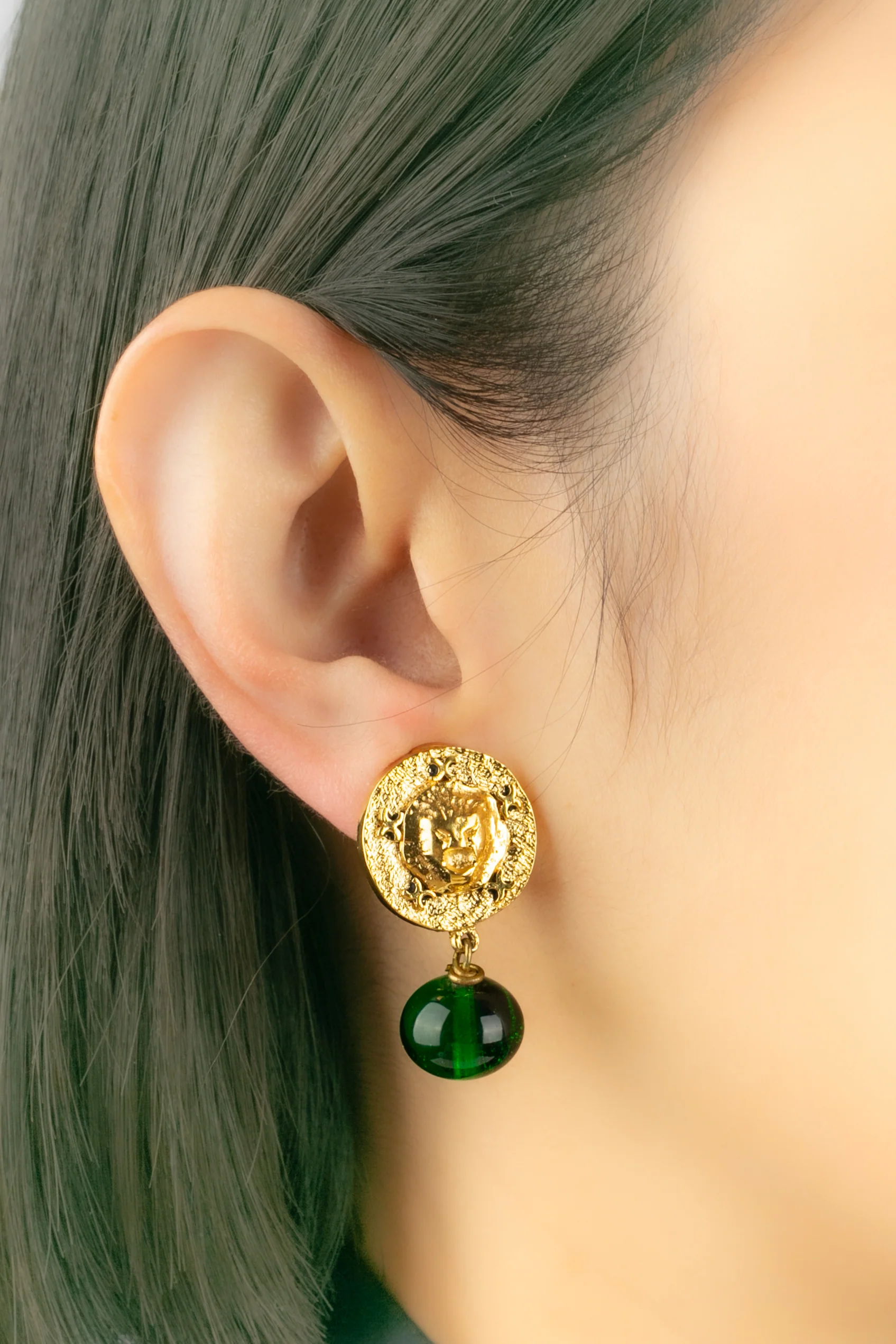 Boucles d'oreilles "Lion" Chanel – Image 4
