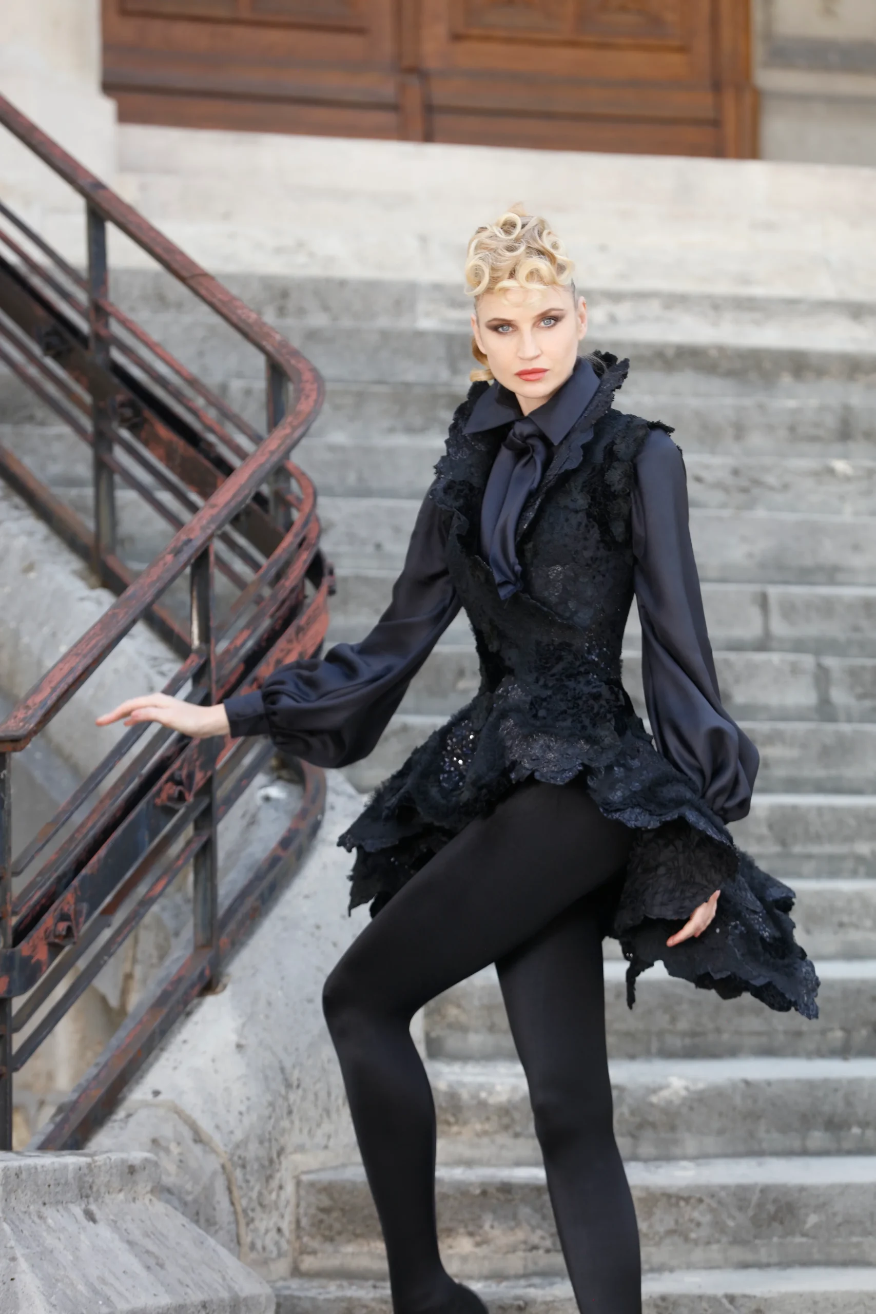 Robe "Les Saltimbanques" Franck Sorbier Haute Couture hiver 2022 – Image 4