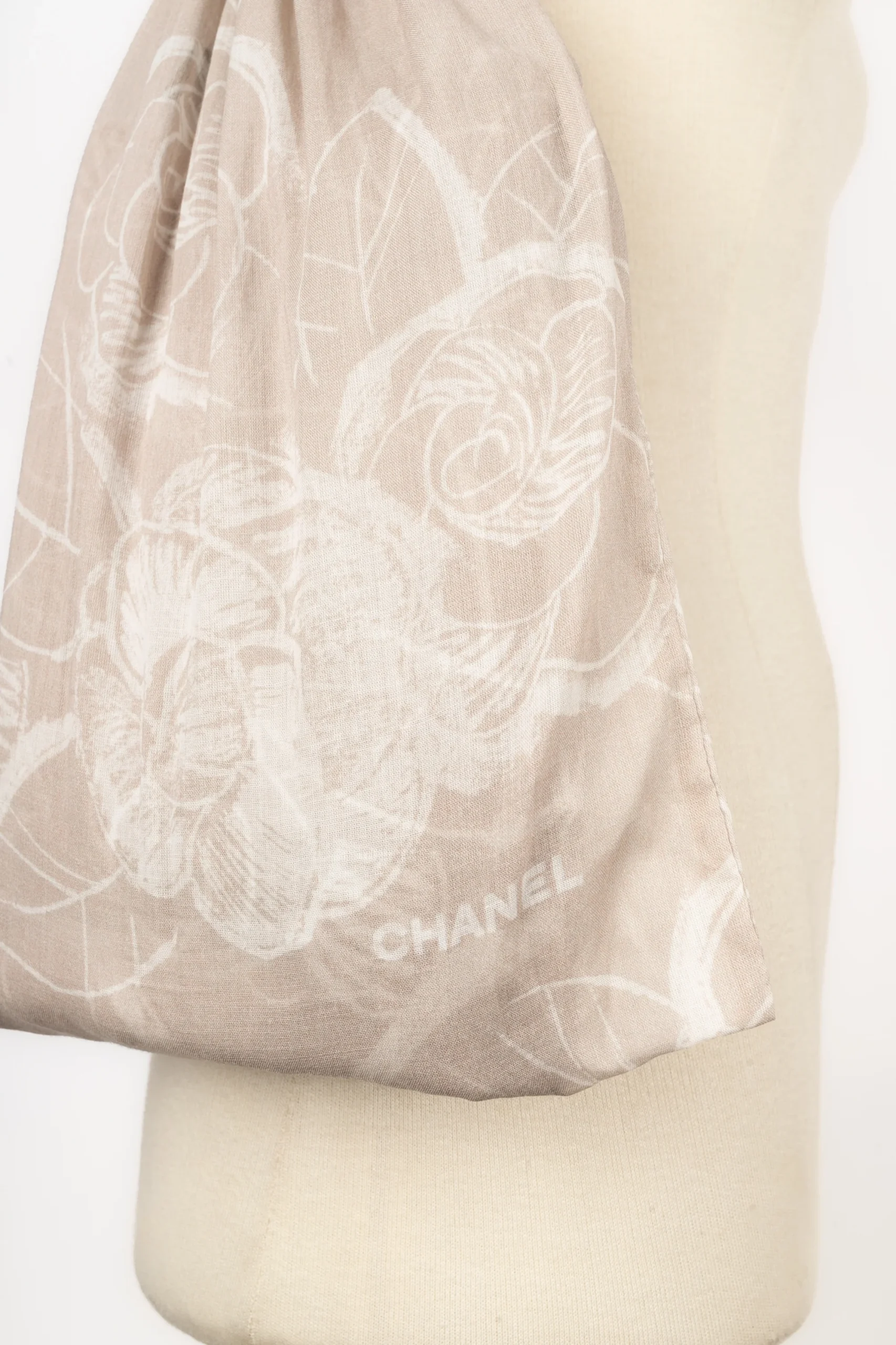 Etole / paréo Chanel – Image 9