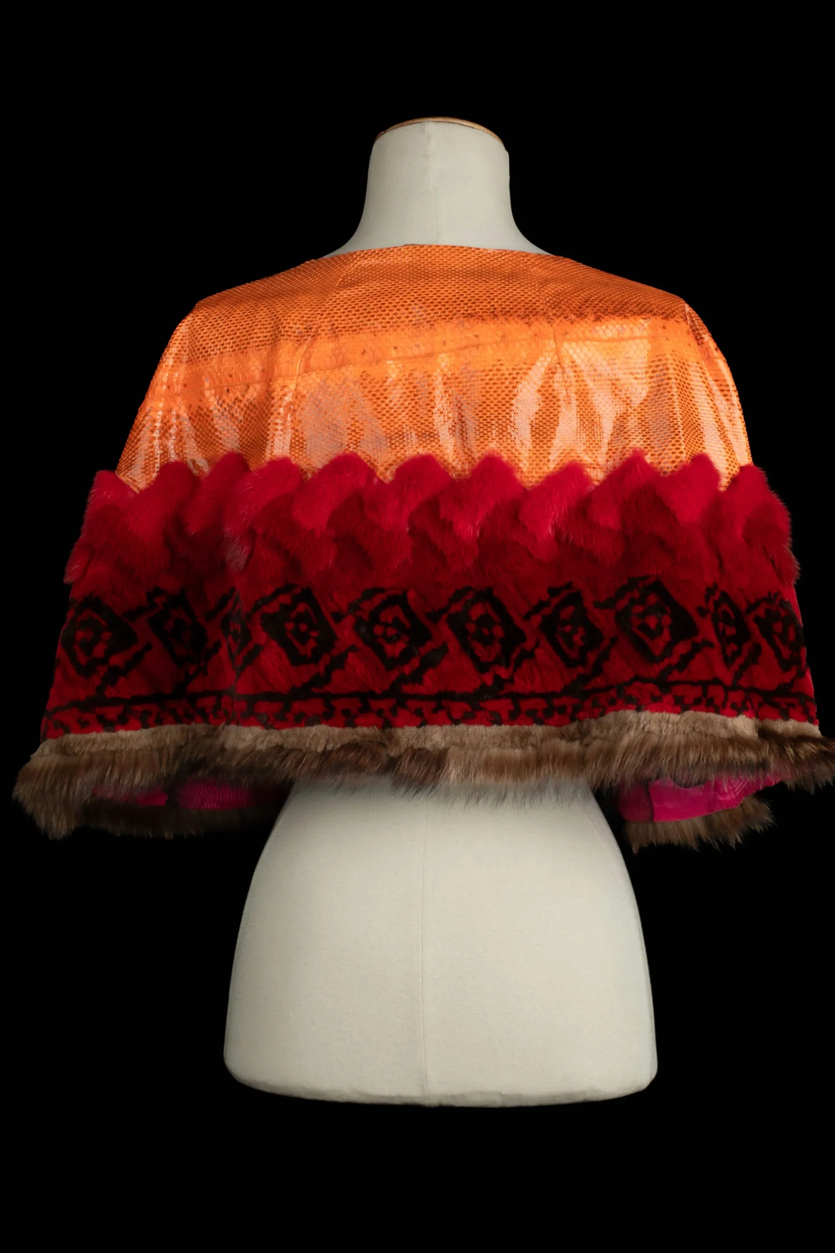 Cape Christian Lacroix 2000's – Image 4