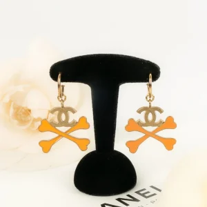 Boucles d'oreilles "Os" Chanel
