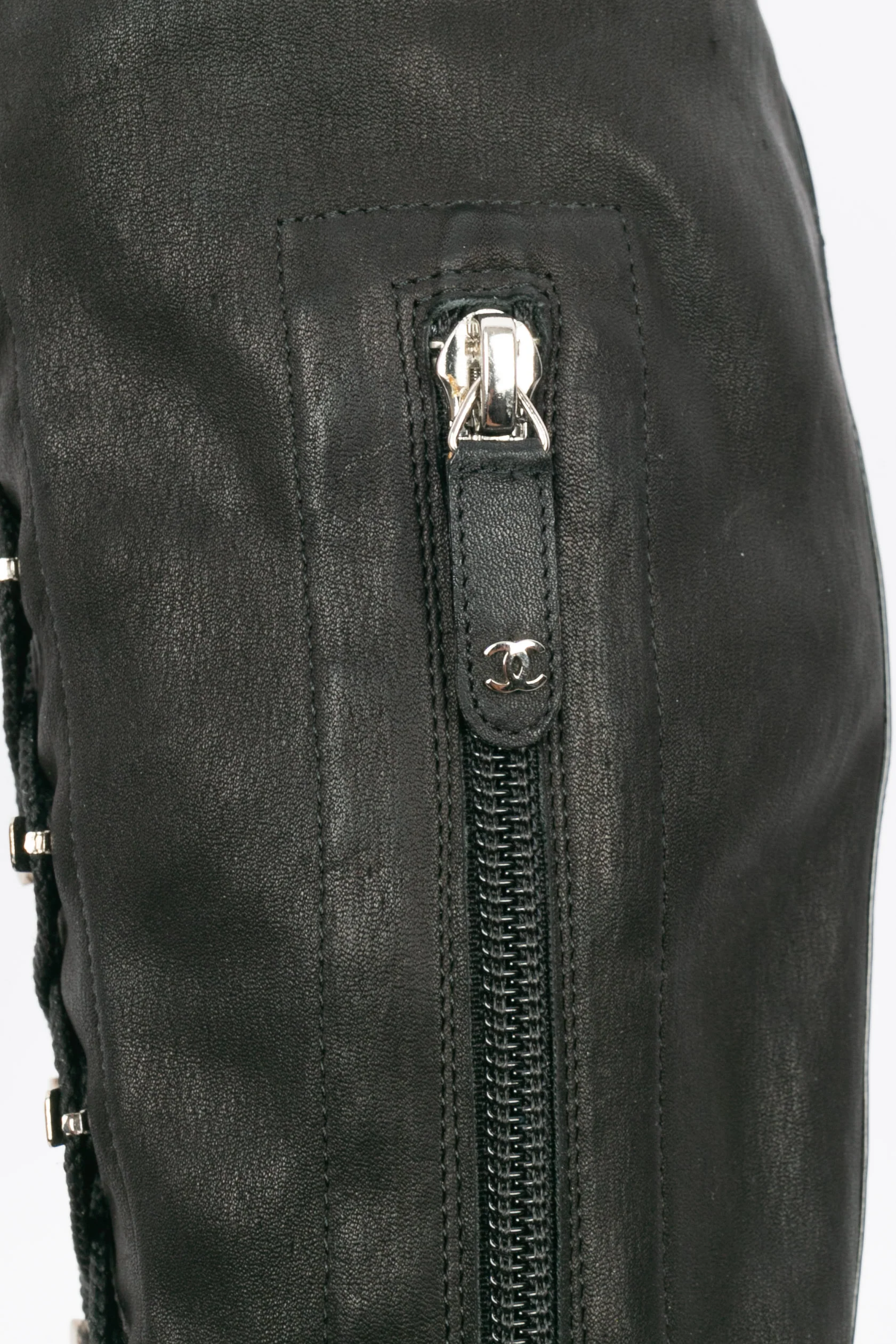 Bottes cuissardes Chanel – Image 6