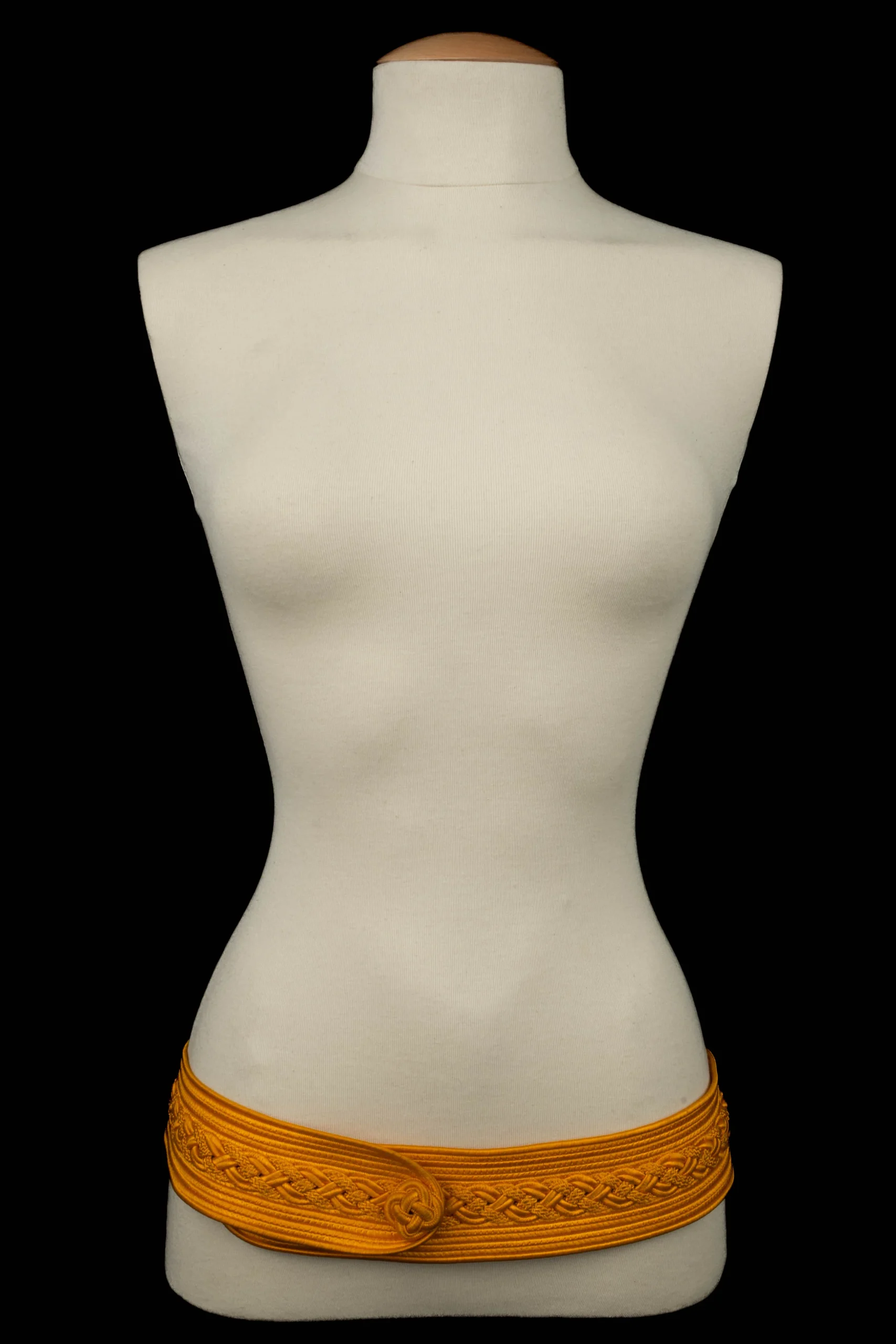 Ceinture en passementerie Yves Saint Laurent (Attribuée à) – Image 6